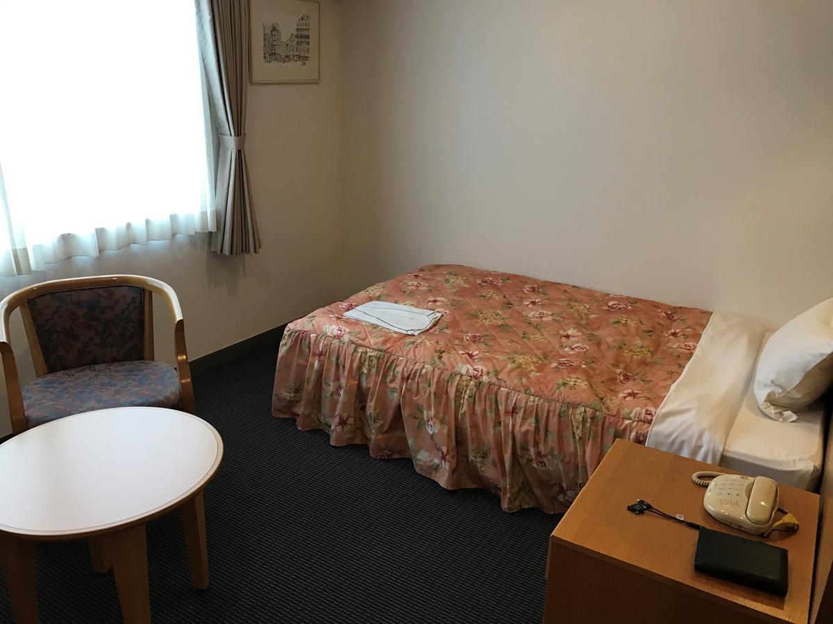 Shin Sayama Hotel Екстер'єр фото